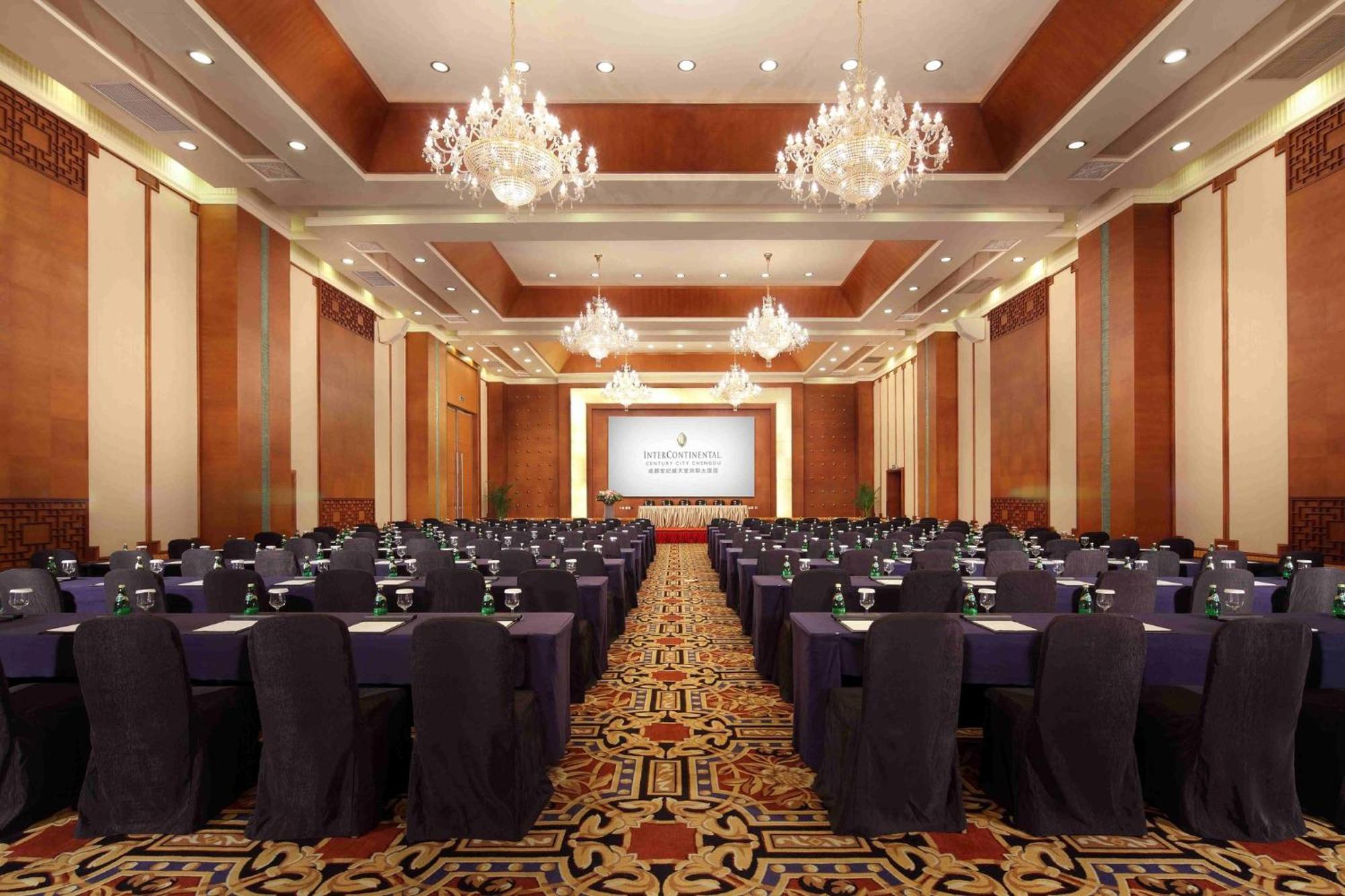 Holiday Inn Chengdu Century City-Easttower Exterior foto